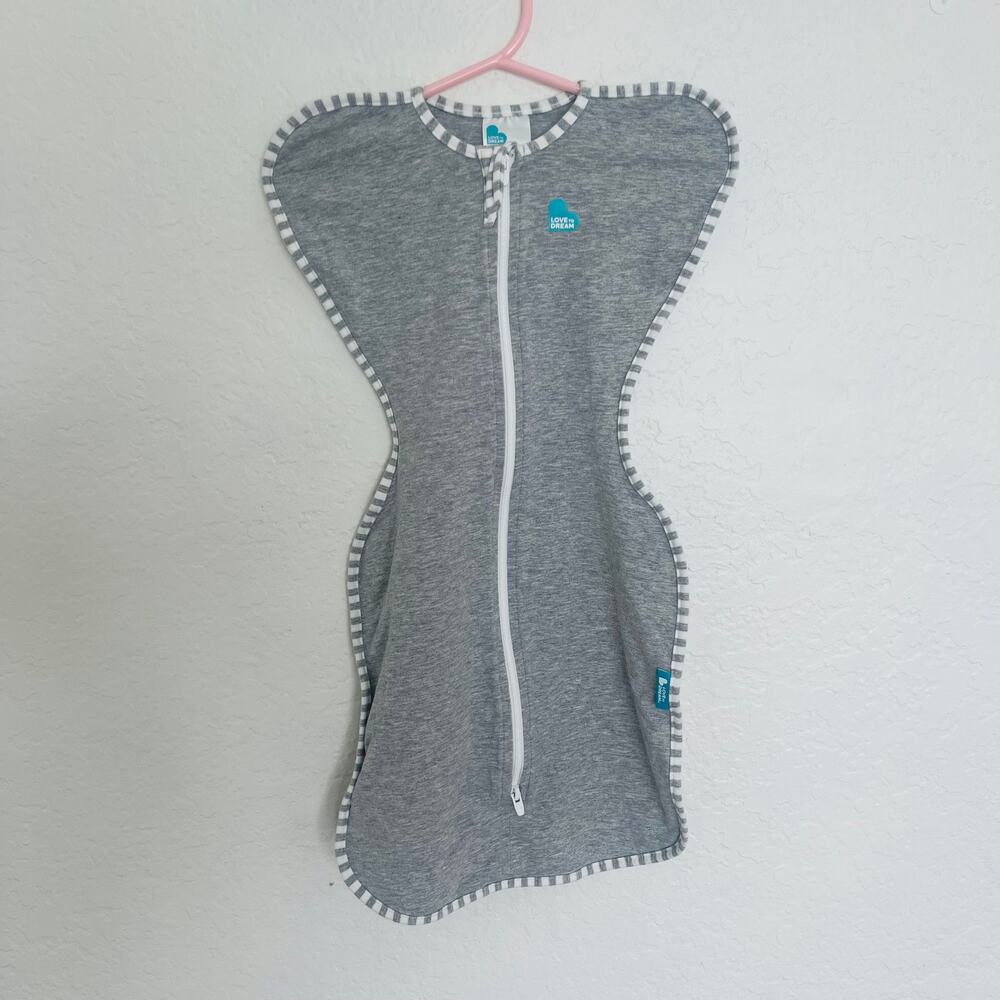 EUC Love To Dream Swaddle Up Gray Striped Trim Size Small 1.0 TOG